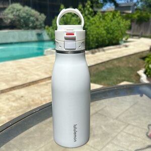 Lululemon 19oz White Water Bottle/Tumbler